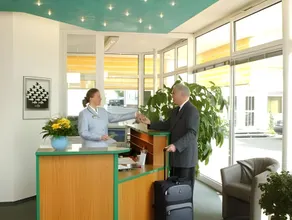 Motel Frankfurt - Image 2