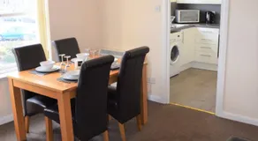 Kelpies Serviced Apartments Alexander- 2 Bedrooms - Image 3