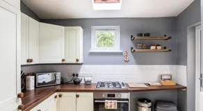 Cotswold's Cottage, near Soho Farmhouse - Image 5