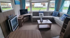 1 minute walk to the beach here! 37 Unity Beach Brightholme Brean sleeps 6 Pet friendly Pets stay free - Image 4