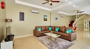 Pool Villa 5bedroom Cosy Beach Pattaya Big area close to the beach - Image 3