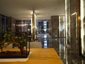 Imperial Hotel - Image 4