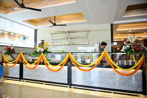 Hotel Dwarka - Image 3