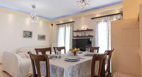 Gavriella House - Image 4