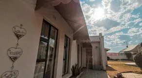 S.K.E Guest House - Image 5