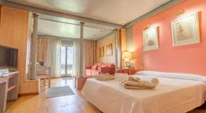 Hotel Balneario de Chiclana - Image 2