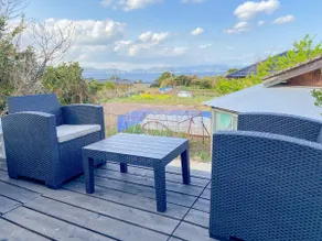Villa Nagate 島で暮らすように過ごす。丘の上から海が見える一棟貸しヴィラ「しまいろ長手」 - Image 2