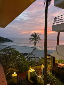 Kavitha Beach Front Hotel and Apartment - Image 5