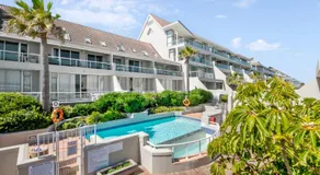 Dolphin Beach Hotel Self Catering Apartments - Image 3