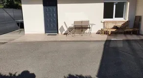Charmant appartement au rez de jardin d'une maison - Image 4