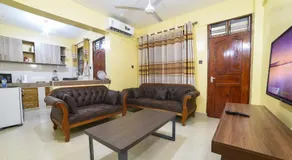 MAXIMILIAN HOMES - Image 2