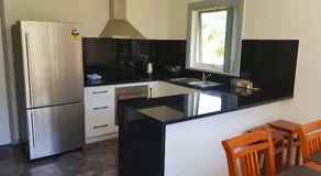 Regatta Point Tavern & Holiday Villas - Image 4
