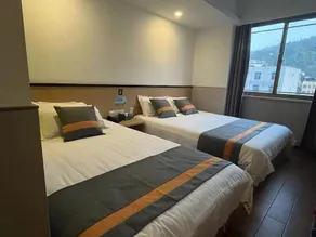 Spring Business Hotel - Image 5
