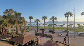 Haris Hotel & Suites - Image 4