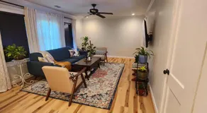 Bright and Cozy room in a Charming Homestay!! - Image 2