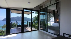 HIP Seaview Resort @ Phi Phi - Image 2