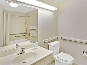 Comfort Inn & Suites - Tucson Airport - Image 1