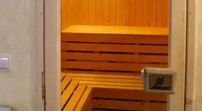 Meteor Family Hotel - Image 4