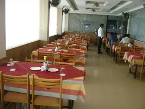 The Empire Grande Suites - Image 2