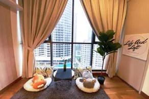 Lily and Loft - KL Gateway Bangsar LRT, WIFI, Netflix - Image 4