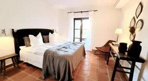 Maison de vacances avec piscine, barbecue et internet haut débit | Vue montagne - Image 2