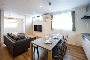 Aile House - Image 2
