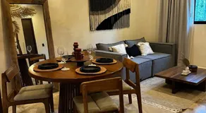 Villa with a private pool - Image 4