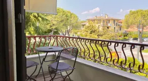 Spacieux appartement de trois pièces JOLLY équipé de tout le confort, avec jardin et terrasse. - Image 4