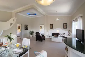 Lifestyle Crown Residence Suites - Image 2