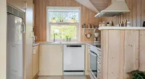 Gorgeous Home In Ulfborg With Kitchen - Image 4