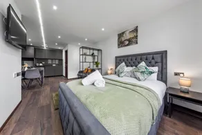 Luxury Flat in North West London - Image 2