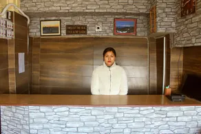 Dezong Retreat - Image 3