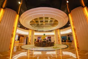JingHang Holiday Hotel - Image 2
