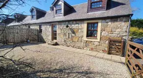 Baidland Escapes 2 bedroom cottage With hot tub - Image 3
