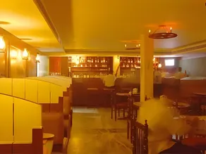Hotel Highway Garden - Image 5