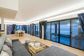 C-Sand Private Beachfront House - Image 2