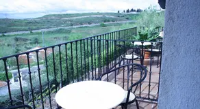 Hostal La Balquina - Image 3
