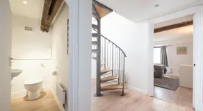 Colchester Town Duplex Apartment - Image 2