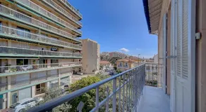 Upstays - Magnificent 180m duplex apartment - Image 4