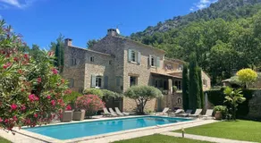 Propriété d'exception au coeur du Luberon - Image 1
