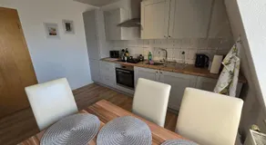 FERIENWOHNUNG 77m2 APARTMENT 2 RAUM WOHNUNG im ZITTAUER STADTZENTRUM INNENSTADT INNENRING TOP LAGE MARKT UND RATHAUS NÄHE - Image 3