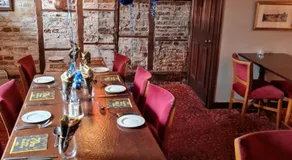 Kings Arms Hotel - Image 2