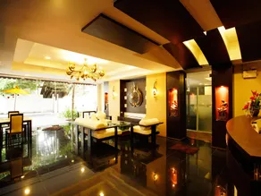 Mirth Sathorn Hotel - Image 2