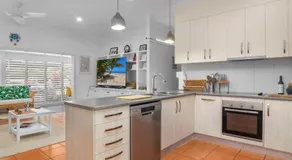 Villa Sorrento, a house on 4 Mile Beach in Port Douglas - Image 2