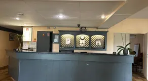 Confort Hôtel - Image 4