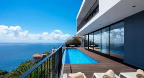 Ocean Sight - Infinity Pool Villa by LovelyStay - Image 4