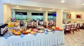 Hotel Hetropolis - Image 4