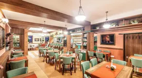 Graphic Hotel - Image 4