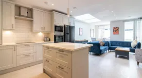 GuestReady - Cosy Home Near Botanical Gardens - Image 2