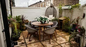 The Cobbles - Image 5